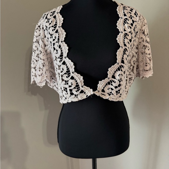 MARINA Gold and Cream Lace Top